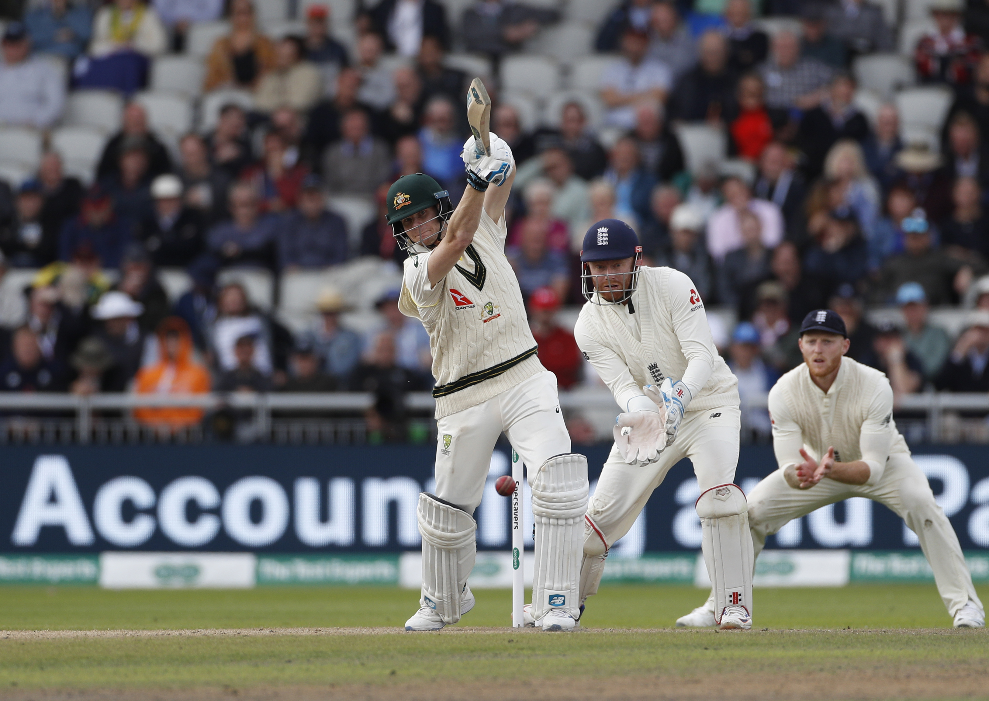 Smith 173 after reprieve, Australia 369-5 in 4th Ashes test