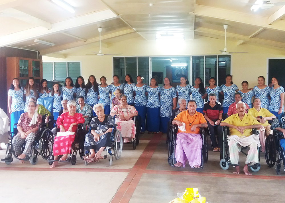 Apple to build 2nd campus, hire 20,000 in $350B pledge