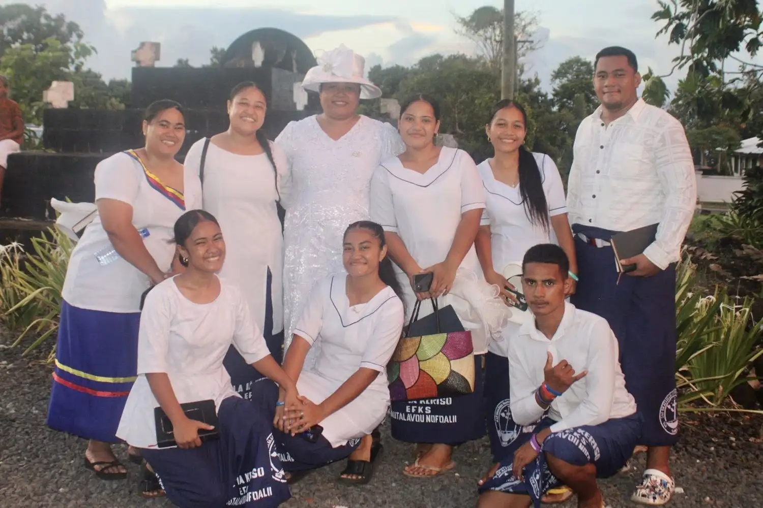 Nofoali’i unites in prayer