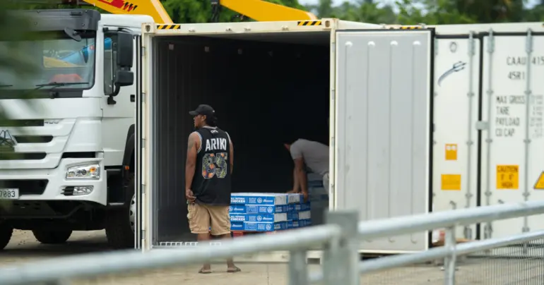 Frozen chicken price war: Retailers sell at a loss