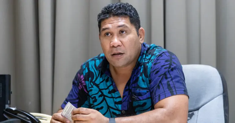 Law allows party-backed candidates as independents