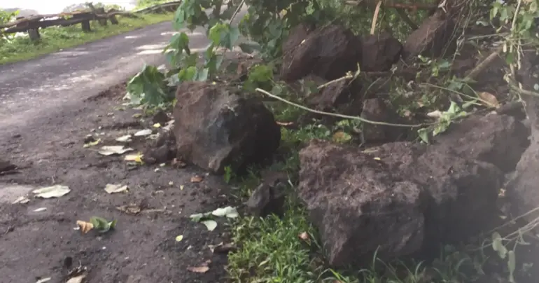 Landslide concern near Solosolo and Luatuanu'u