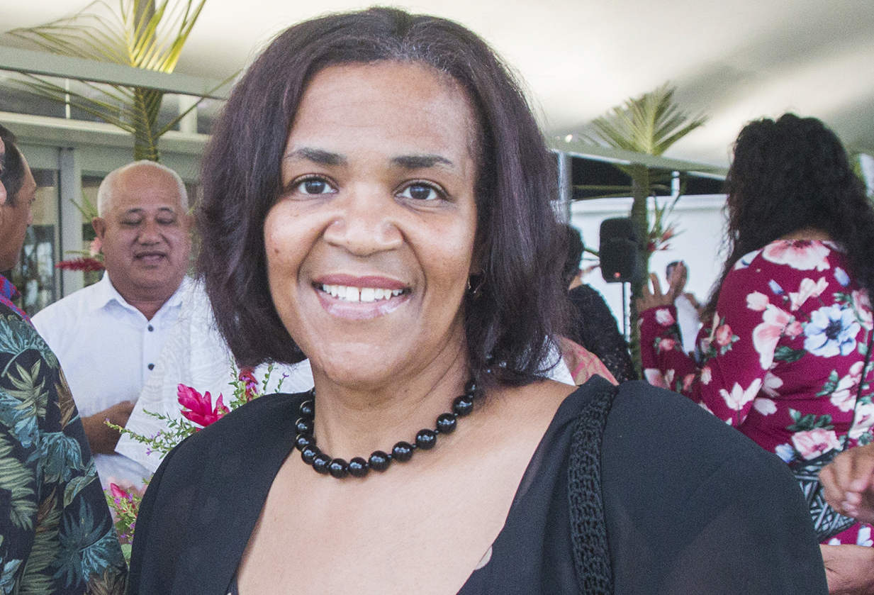 Clinton steps into history as 1st woman White House nominee