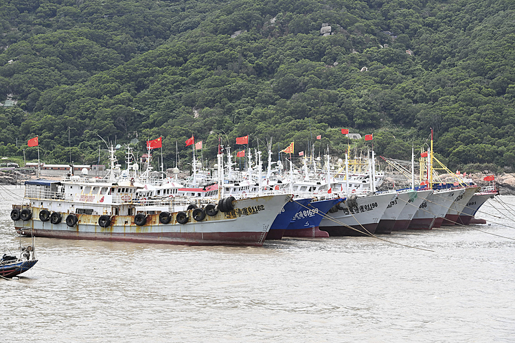 Heavy rains hit eastern China from weakening tropical storm