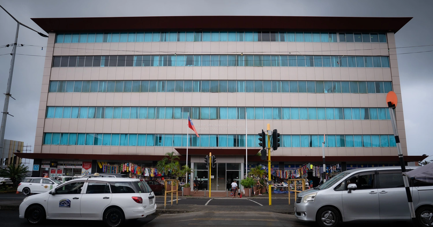 Parts awaited for pedestrian crossing lights in Beach Road