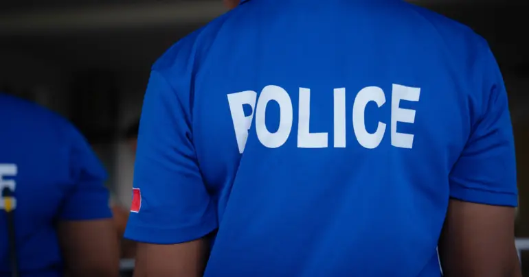 Police attempt illegal raid at hospital 