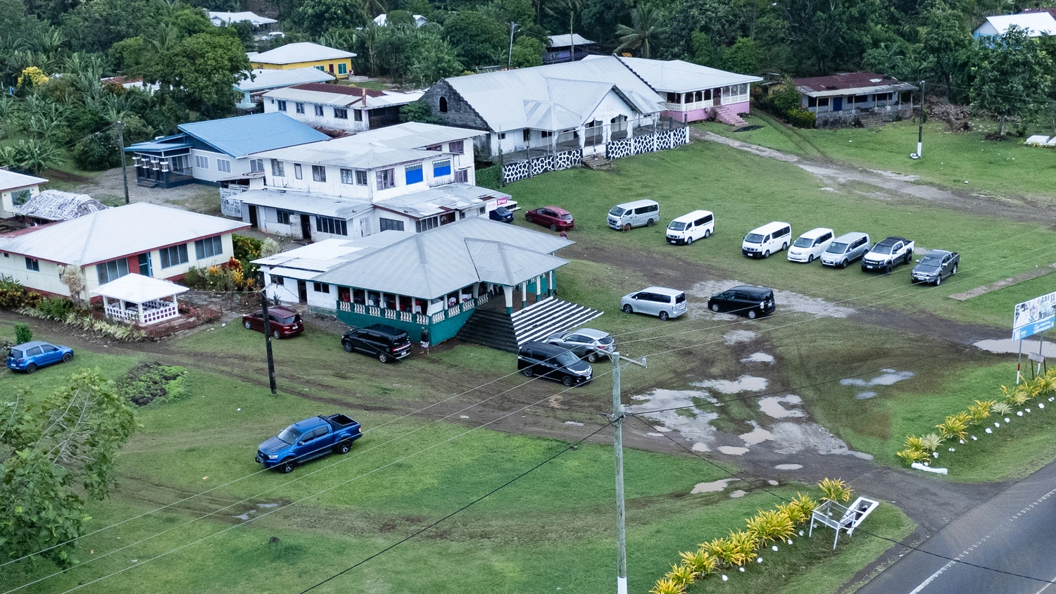 Committee denies transporting voters