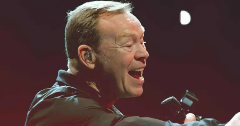 UB40 live in Samoa
