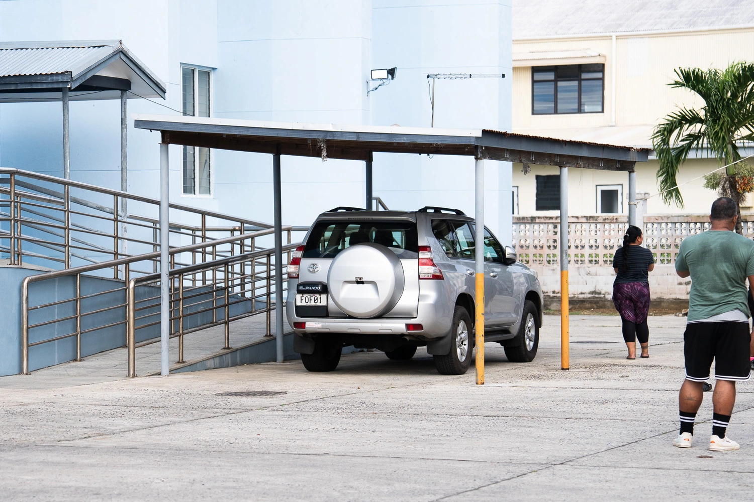 Speaker and Deputy return vehicles