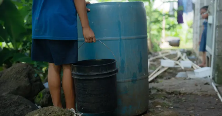 Families live without water and power