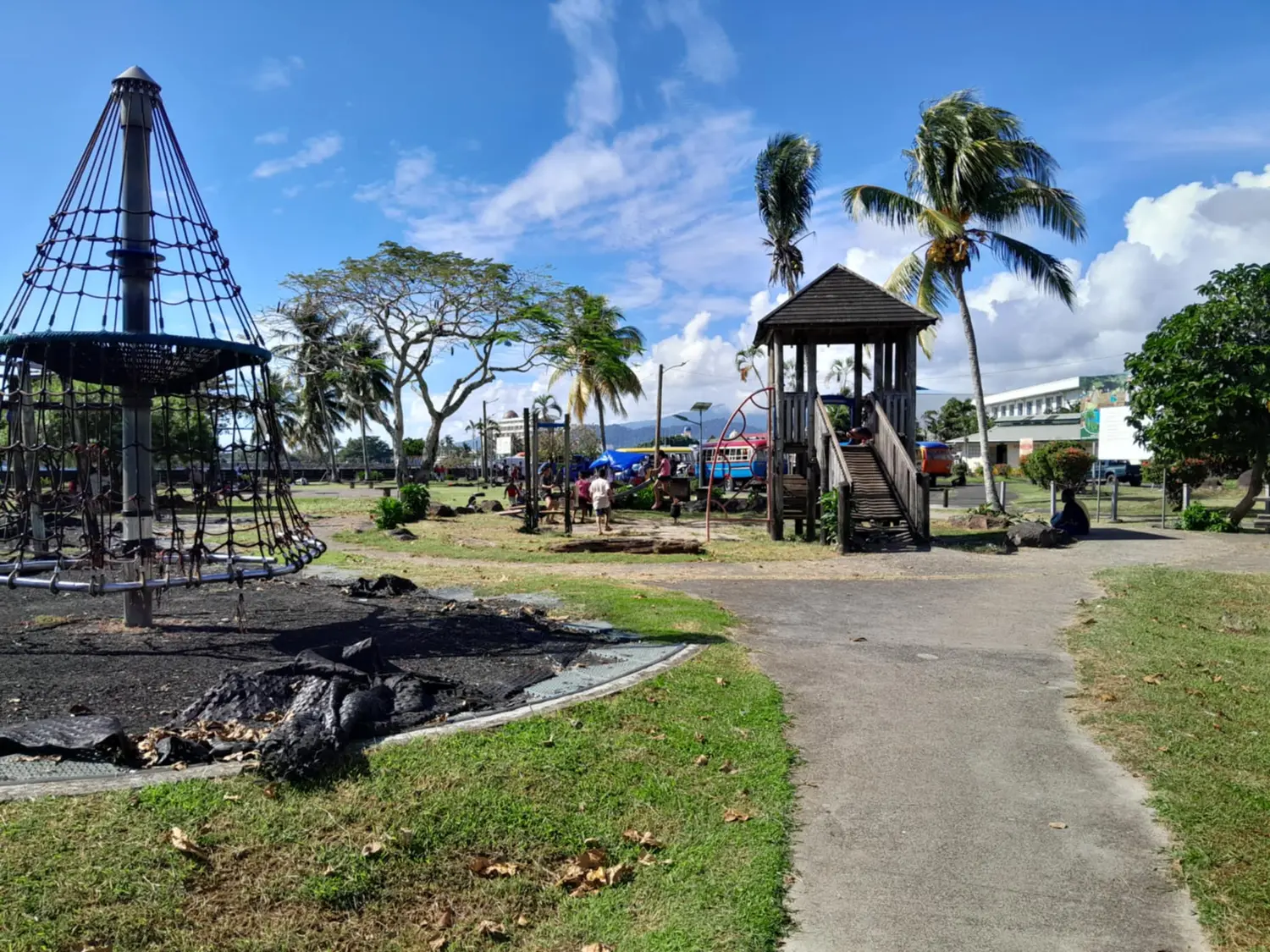 Unsafe park still used, despite notice