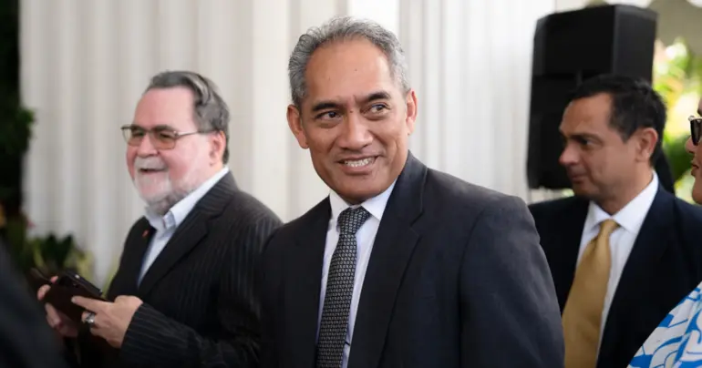 How can two people drive a car? Judge questions prosecution