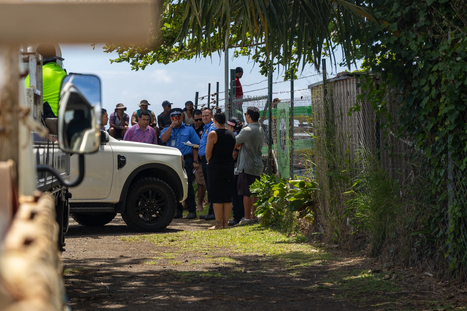 Govt and association clash over canoes, police called in