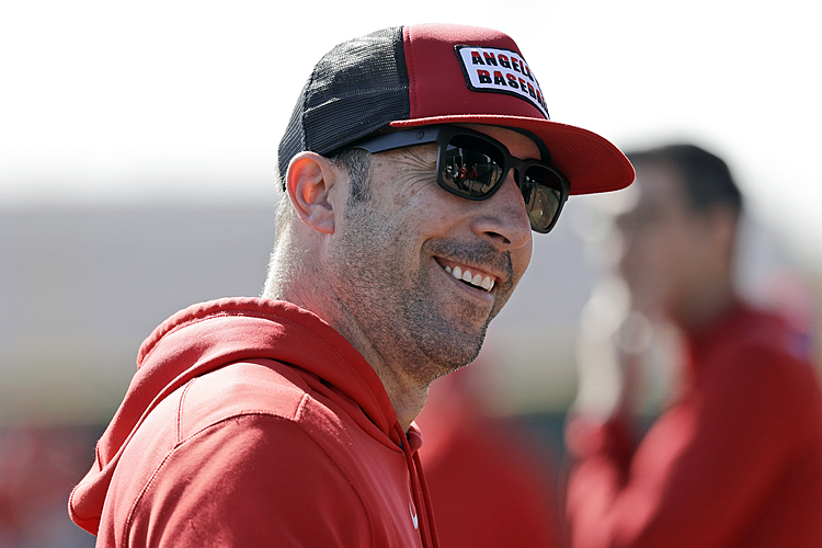 Eppler, joining Mets, embraces return to `intimidating' NYC