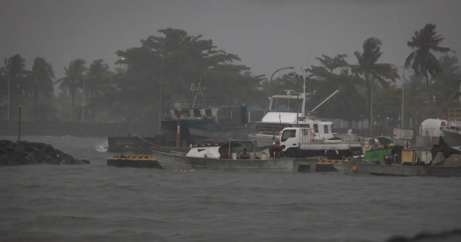 Why does the missing weather equipment on Apolima and Manono matter?