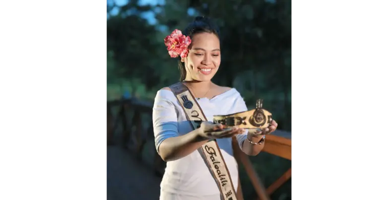 Teacher crowned Miss Falealili
