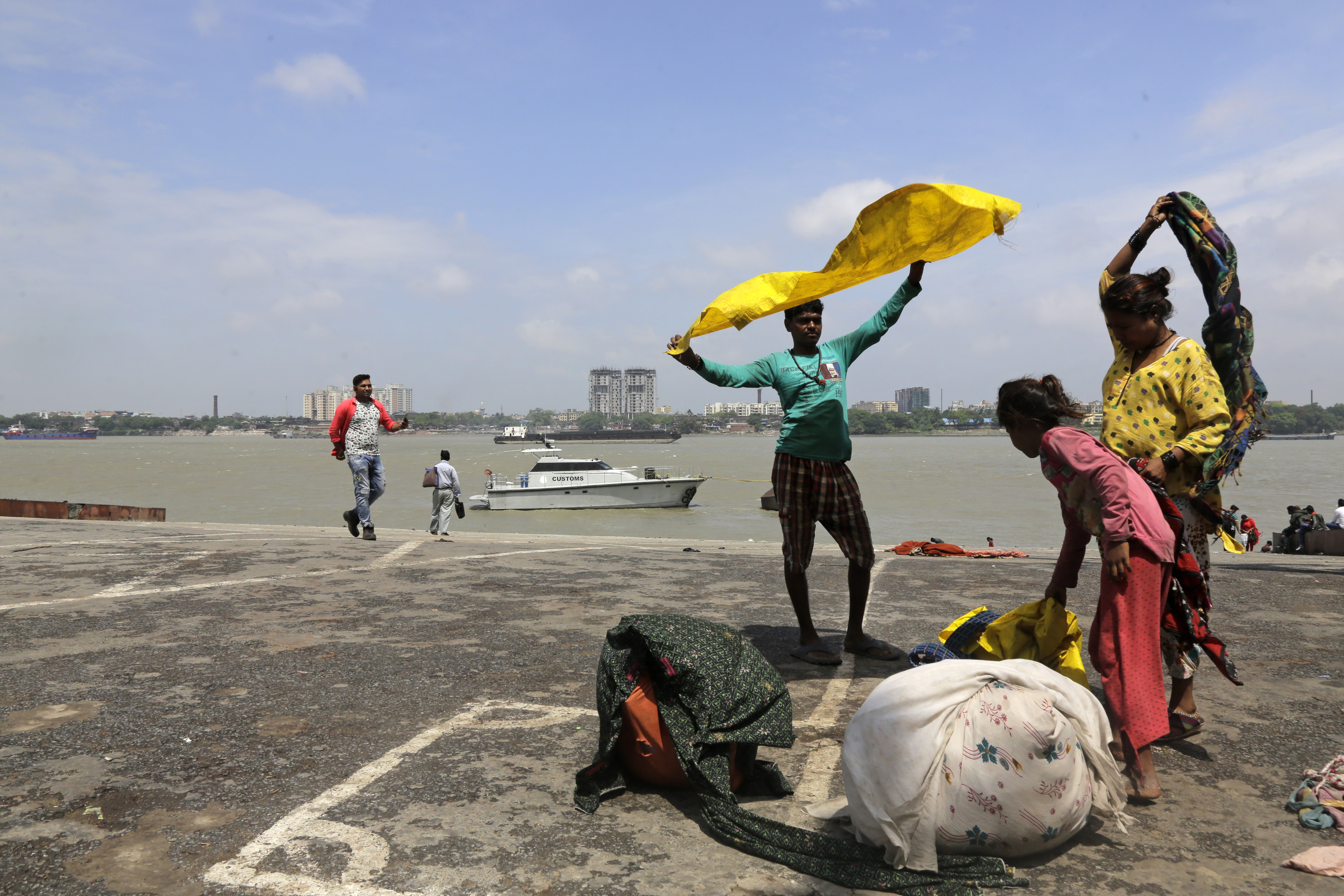 Cyclone Fani kills at least 15 as it moves to Bangladesh