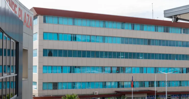 Bank seizes resorts' properties 