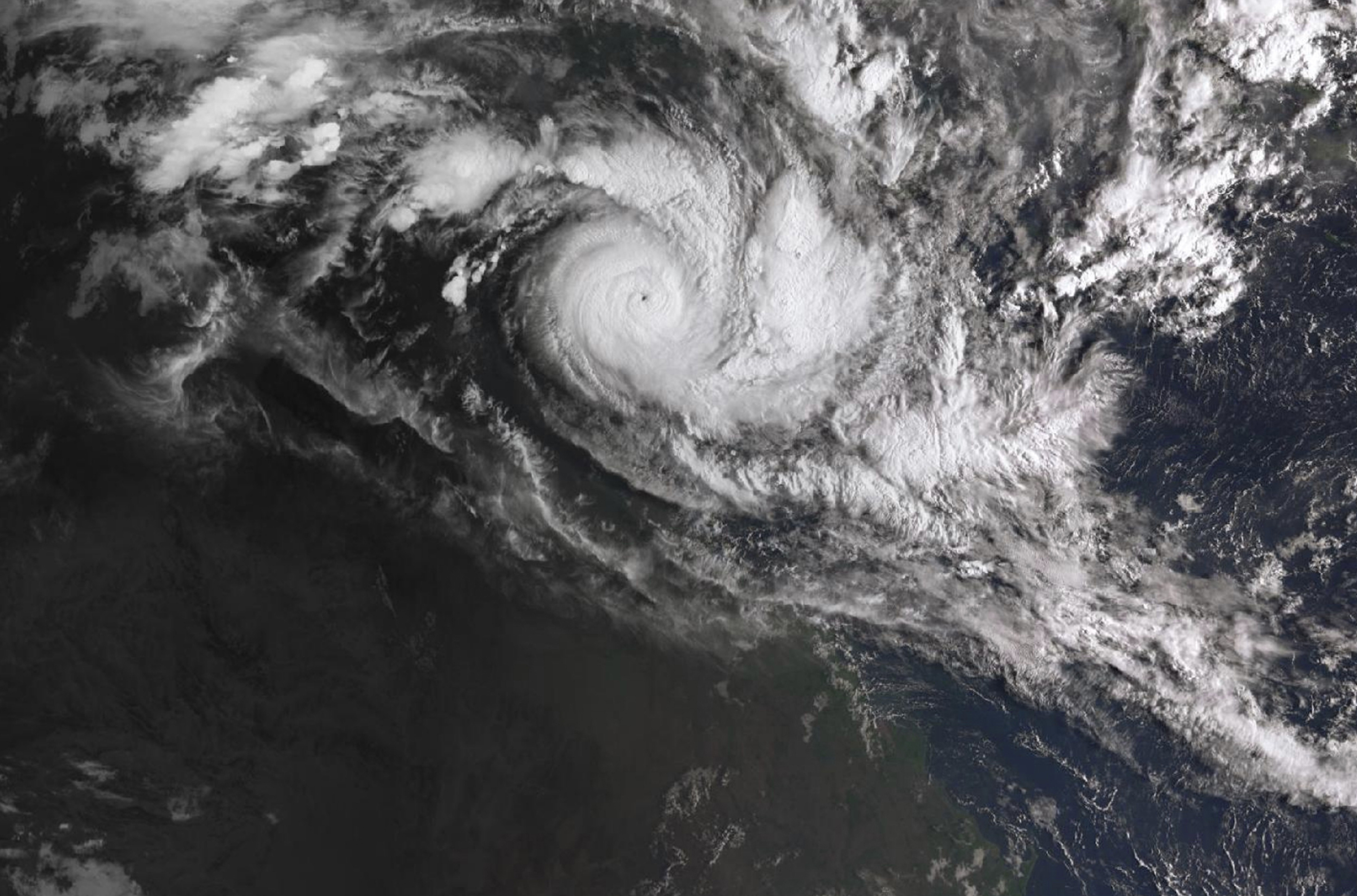 Australia moving 2,000 people from powerful cyclone's path