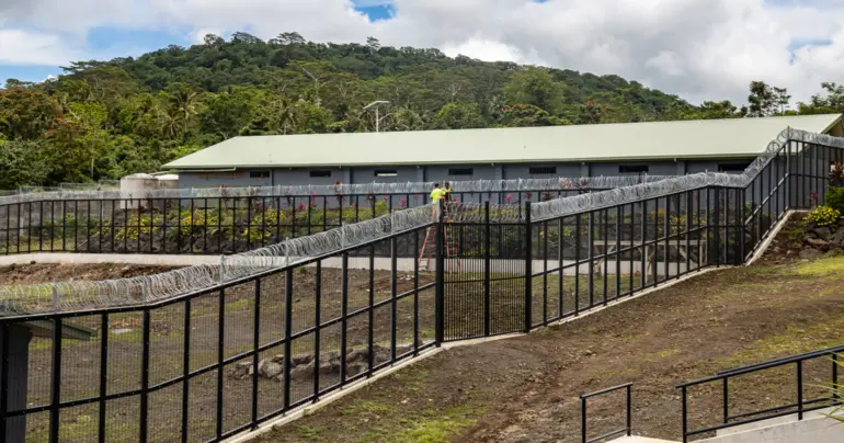 Prisoner sentenced for gruesome attempt to kill another