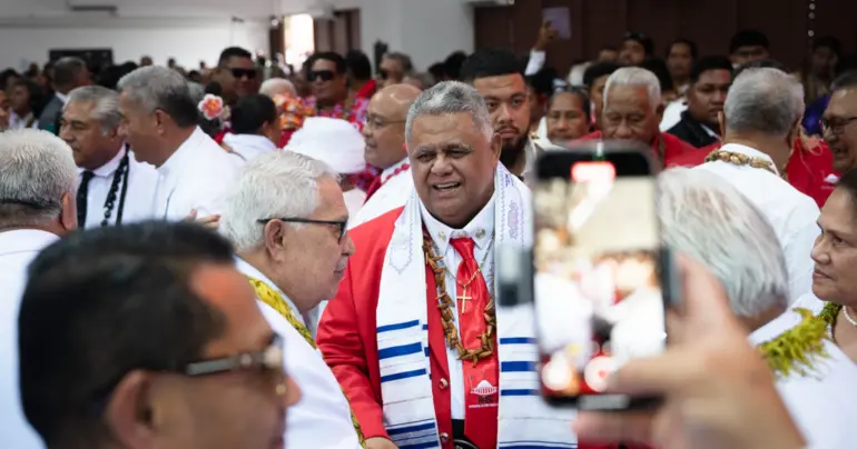 PM says he would be back by 6 October