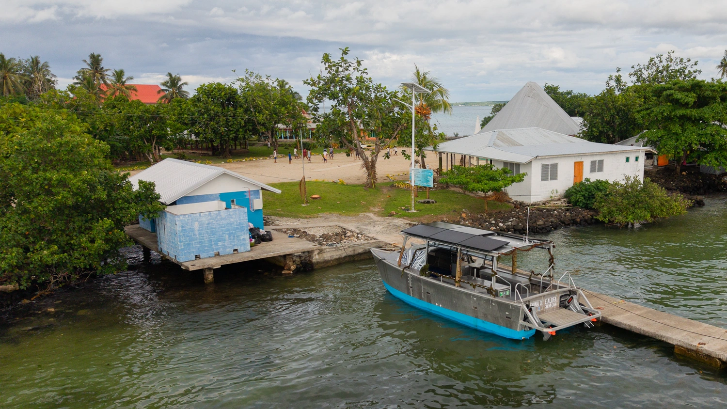 Manono's new electric boats 