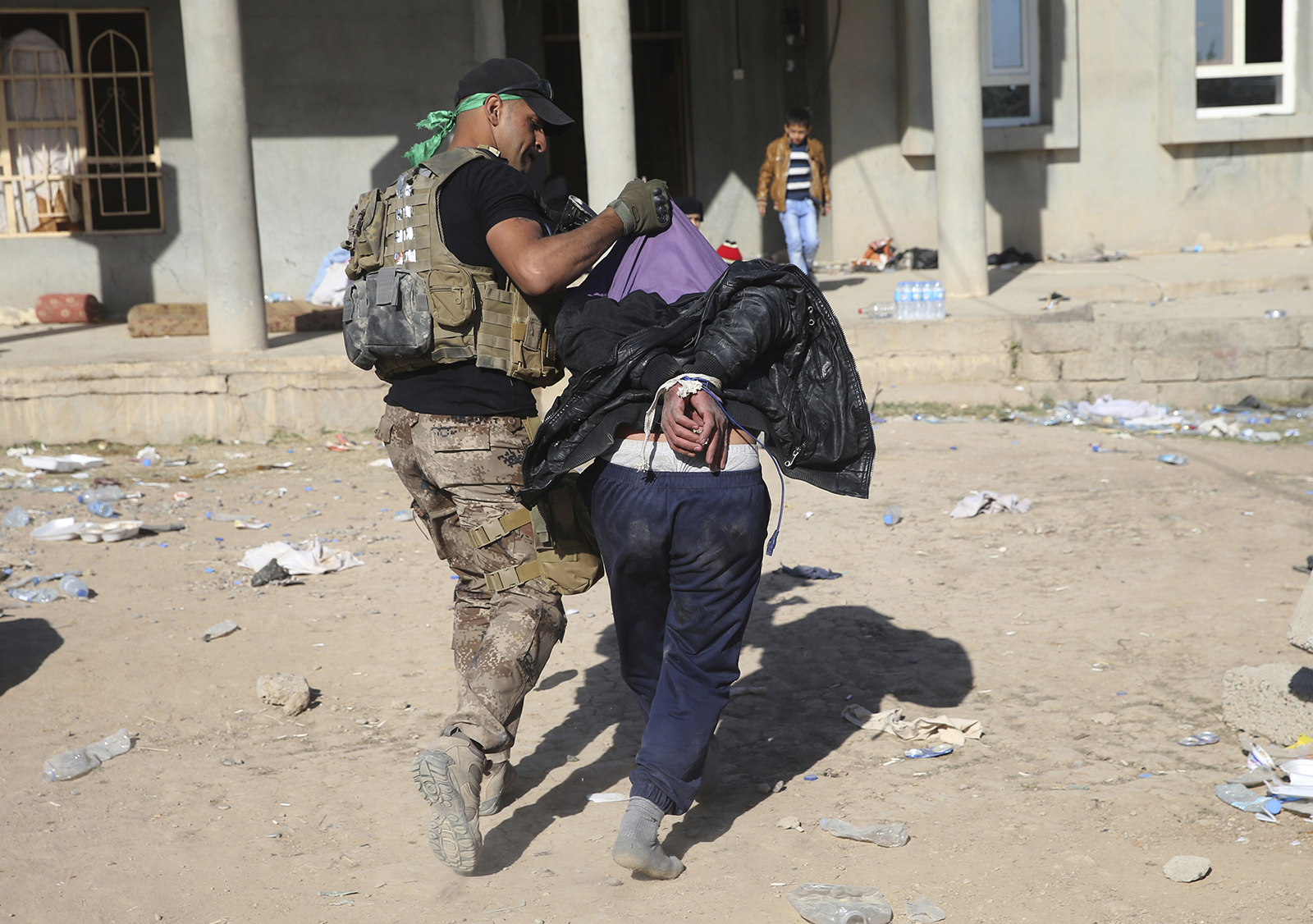 Syria violence overshadows Russia-hosted talks