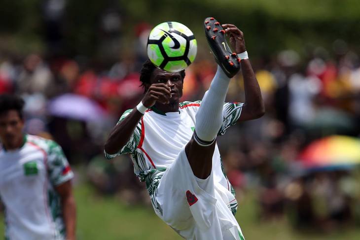 Nigerian to open children's soccer academy