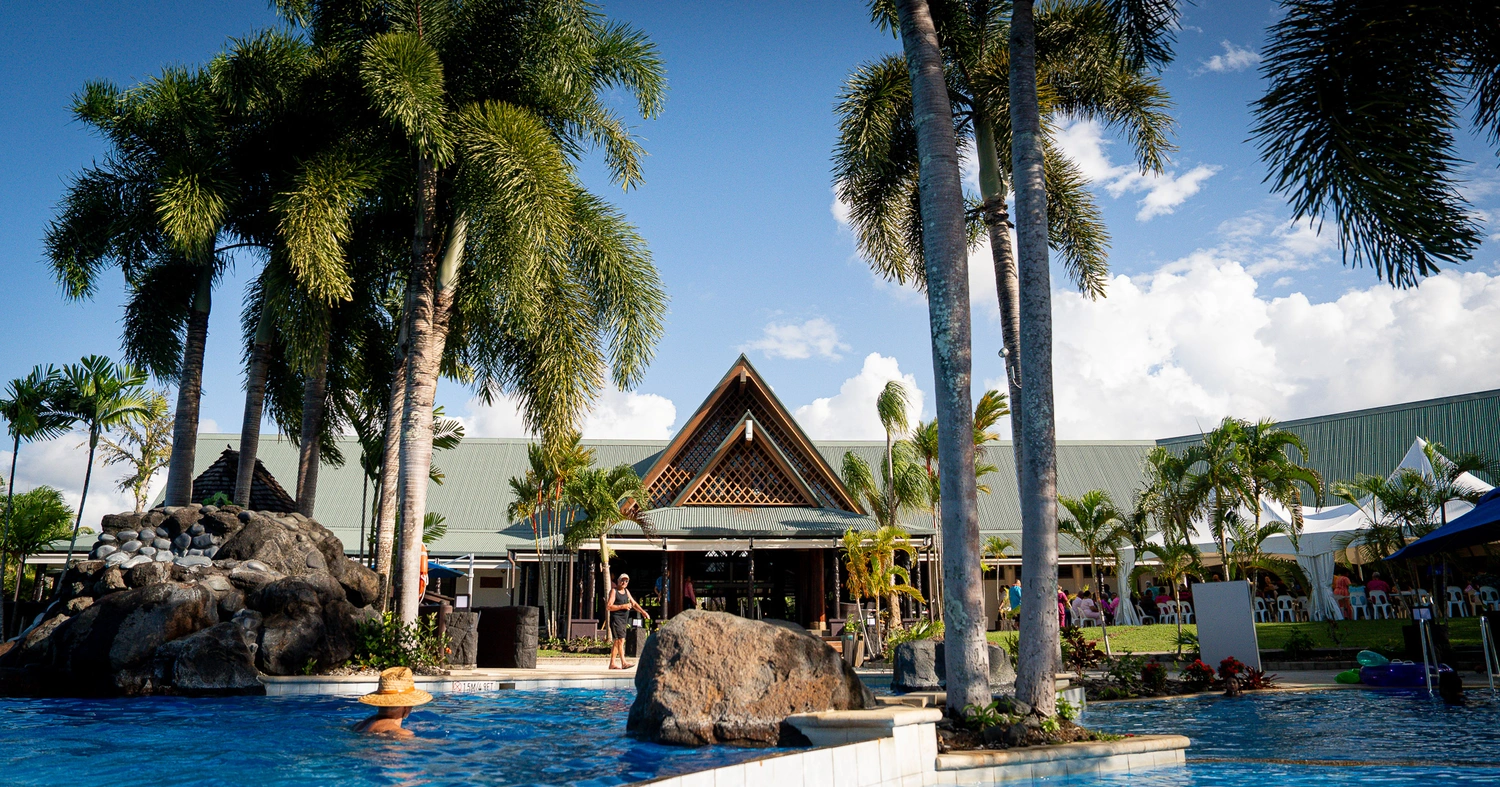 Sheraton Mulifanua - Flop investments and sunk returns  