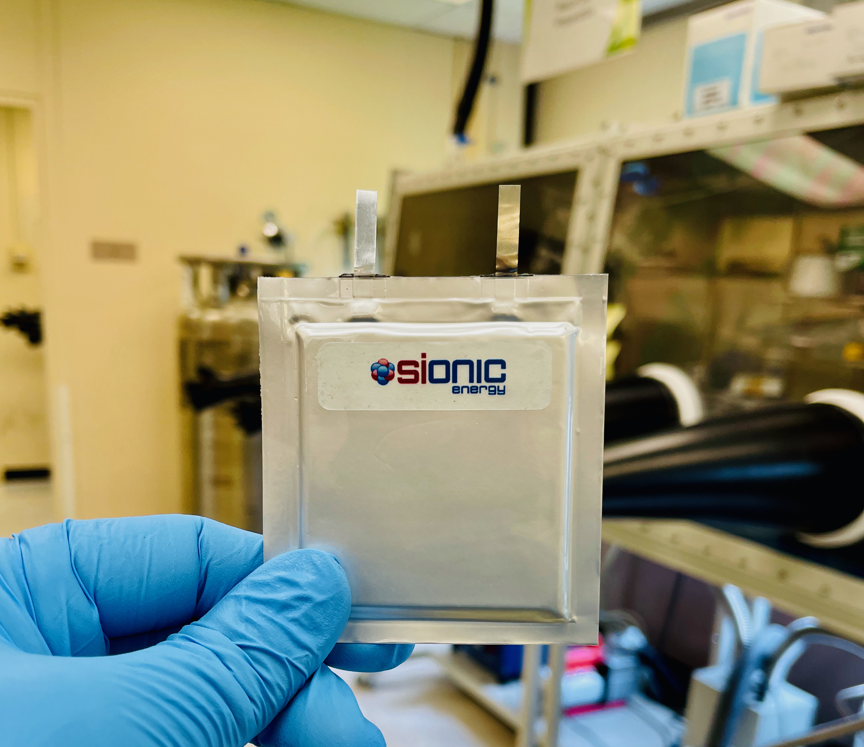 Sionic Energy Launches to Commercialize Next-Generation Lithium-Ion Battery Cells for Mobility and Consumer Electronic Applications