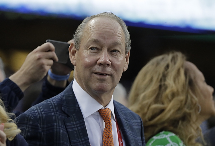 Astros president Ryan shifts to lesser role with team