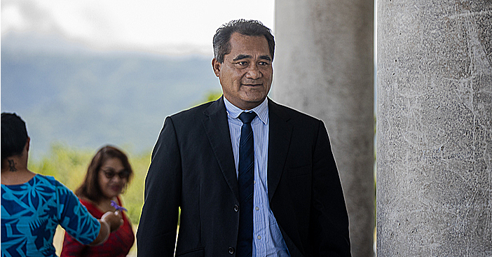 Tourism Minister urges sector to 'nurture' relationships