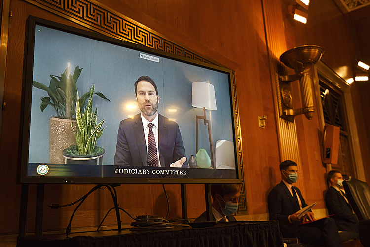 Google exec on hot seat  in Congress over advertising power