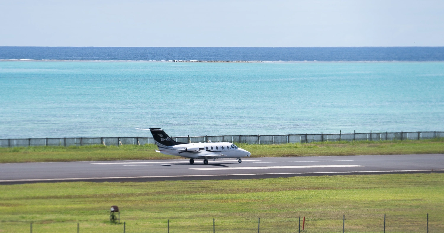 PM jets out on private plane