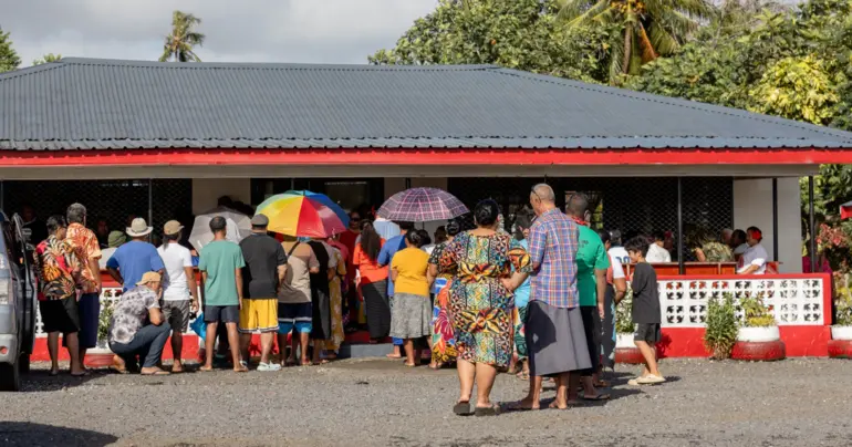 Use of district grants is under the spotlight, make financial reports public