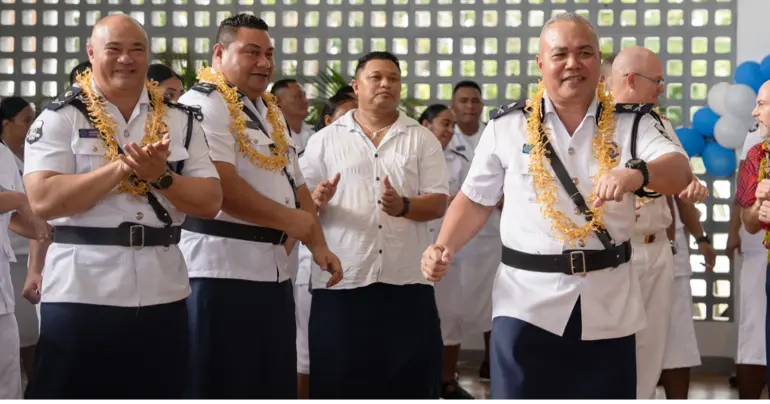 Top cops off to NZ