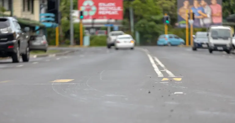 Security steals rental car, man steals car after asking for help