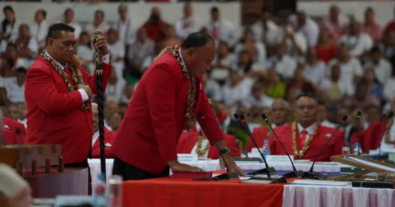 Auapa'au is Speaker