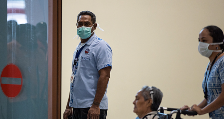 Nurses turn to sewn masks amid coronavirus wait