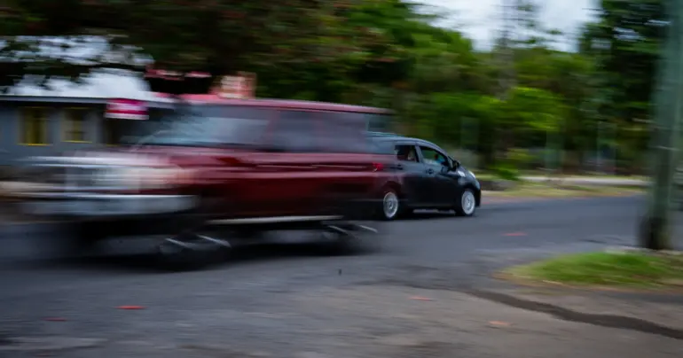 Woman cons buyers, sold rented cars