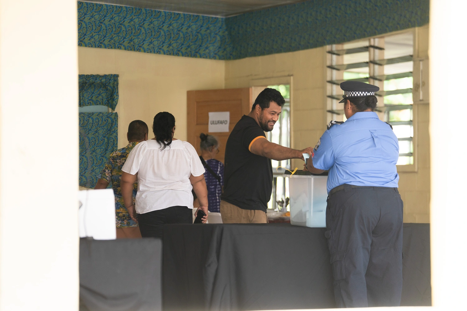 No campaigning at polling stations