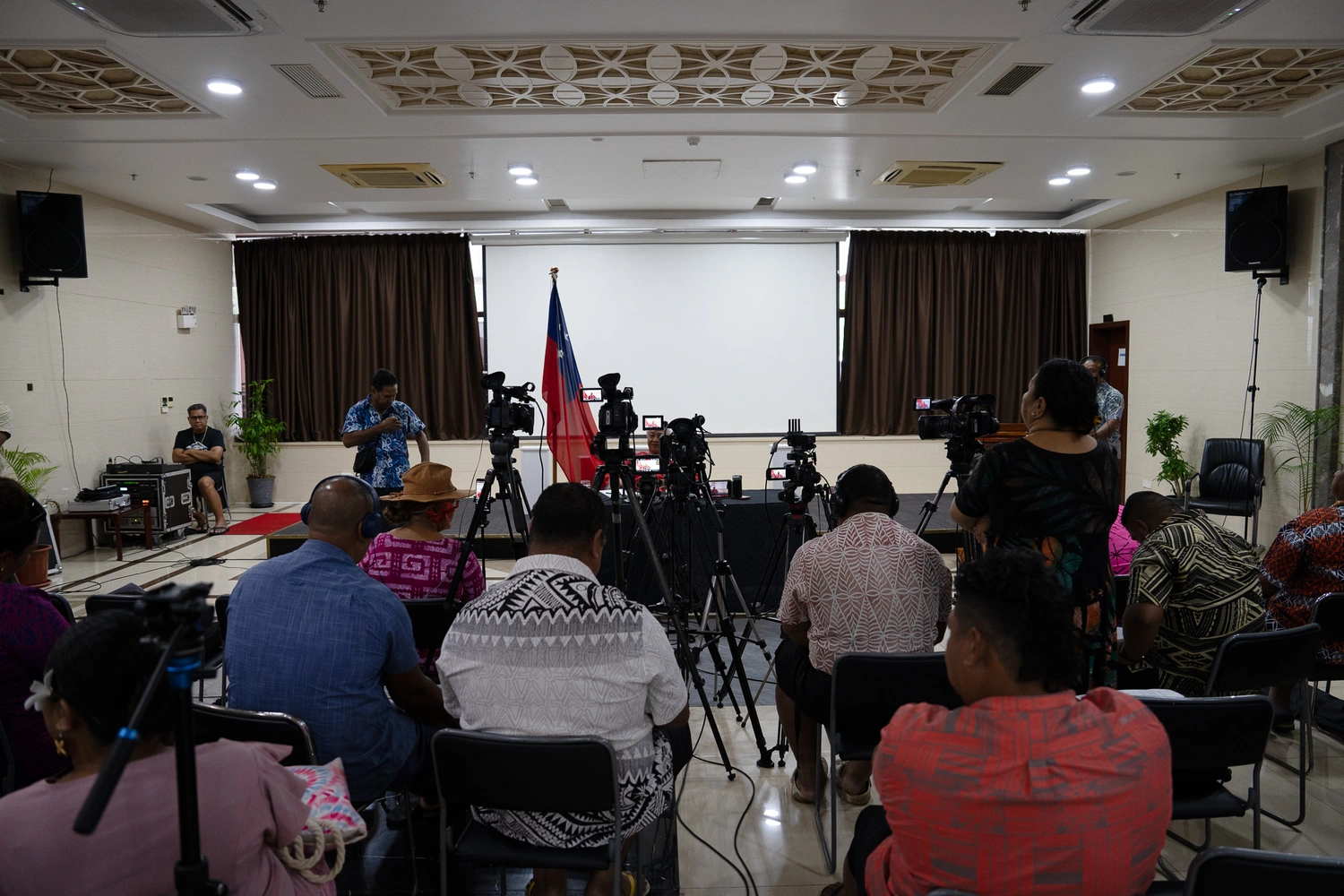 Reverse the ban: IFJ calls on government