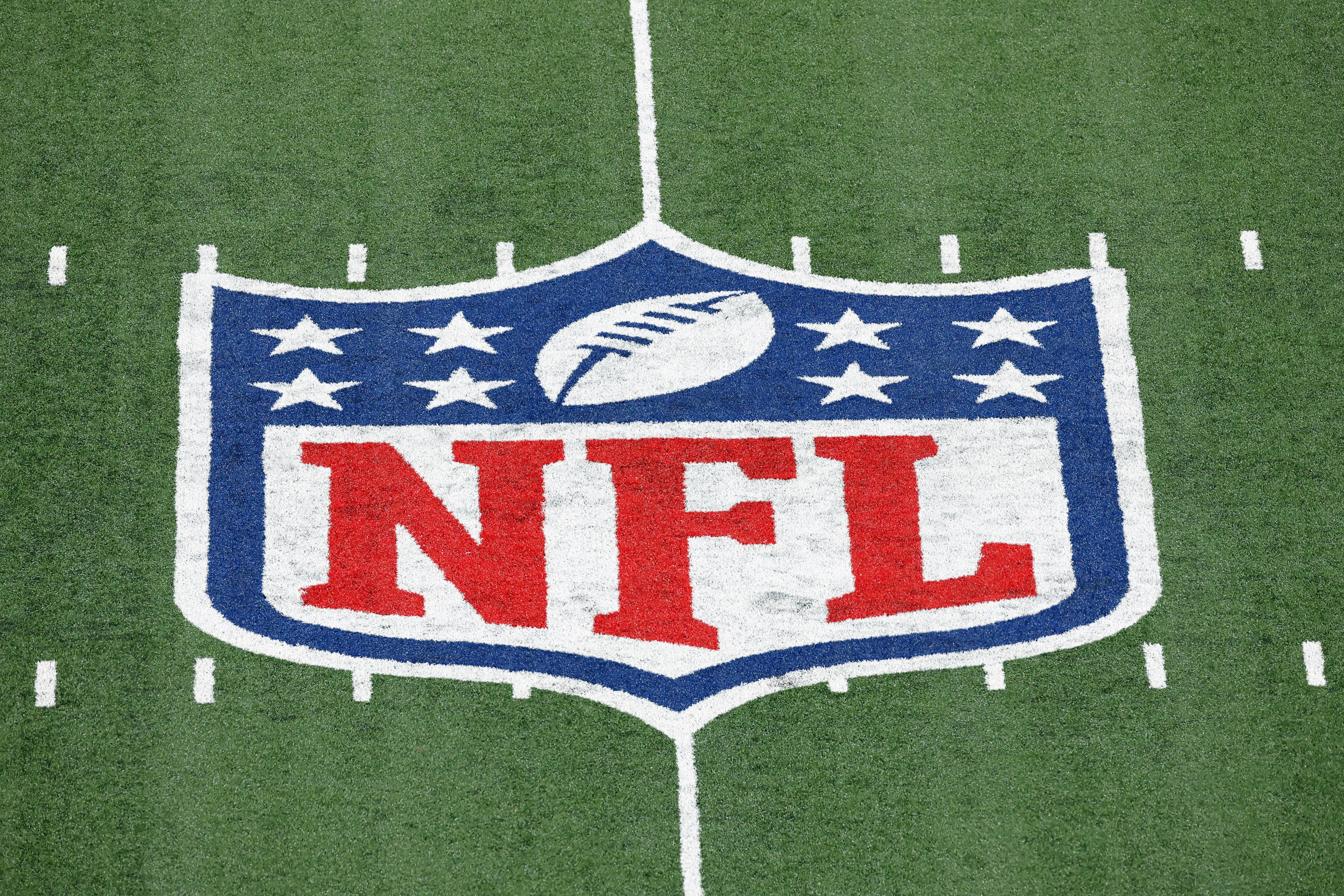 Analysis: NFL's very rich owners about to get much more rich
