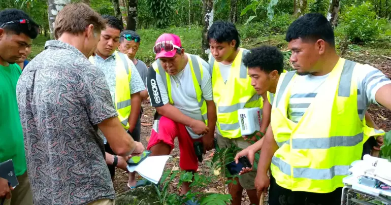 Saving Samoa’s birds: New traps to curb invasive predators