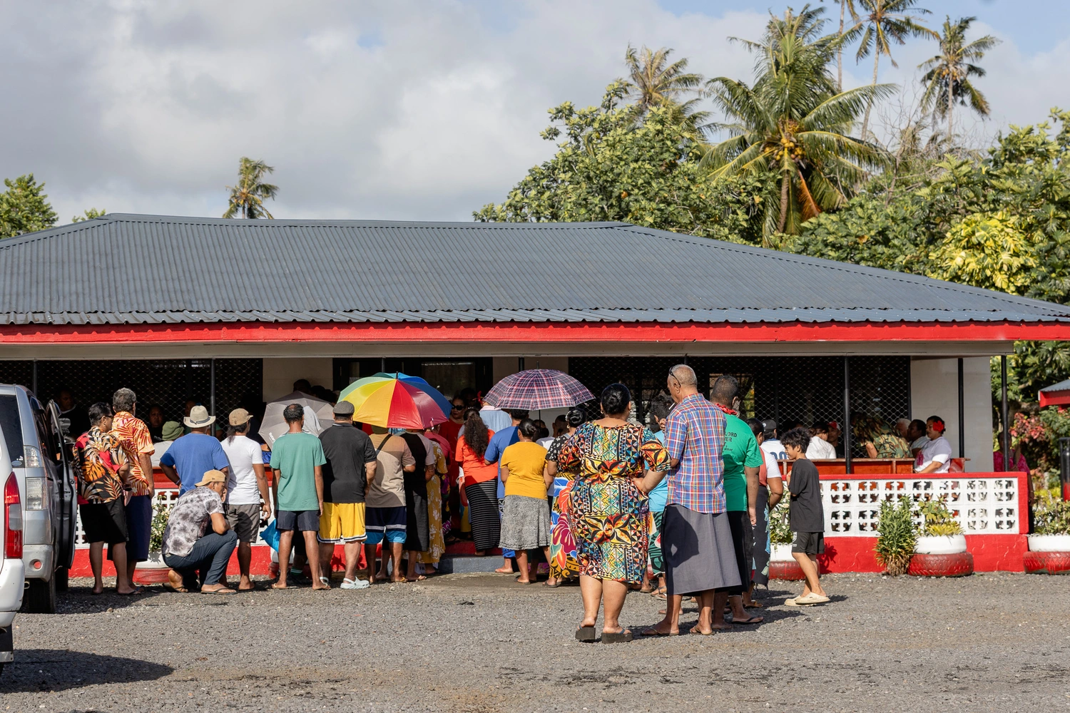 Use of district grants is under the spotlight, make financial reports public