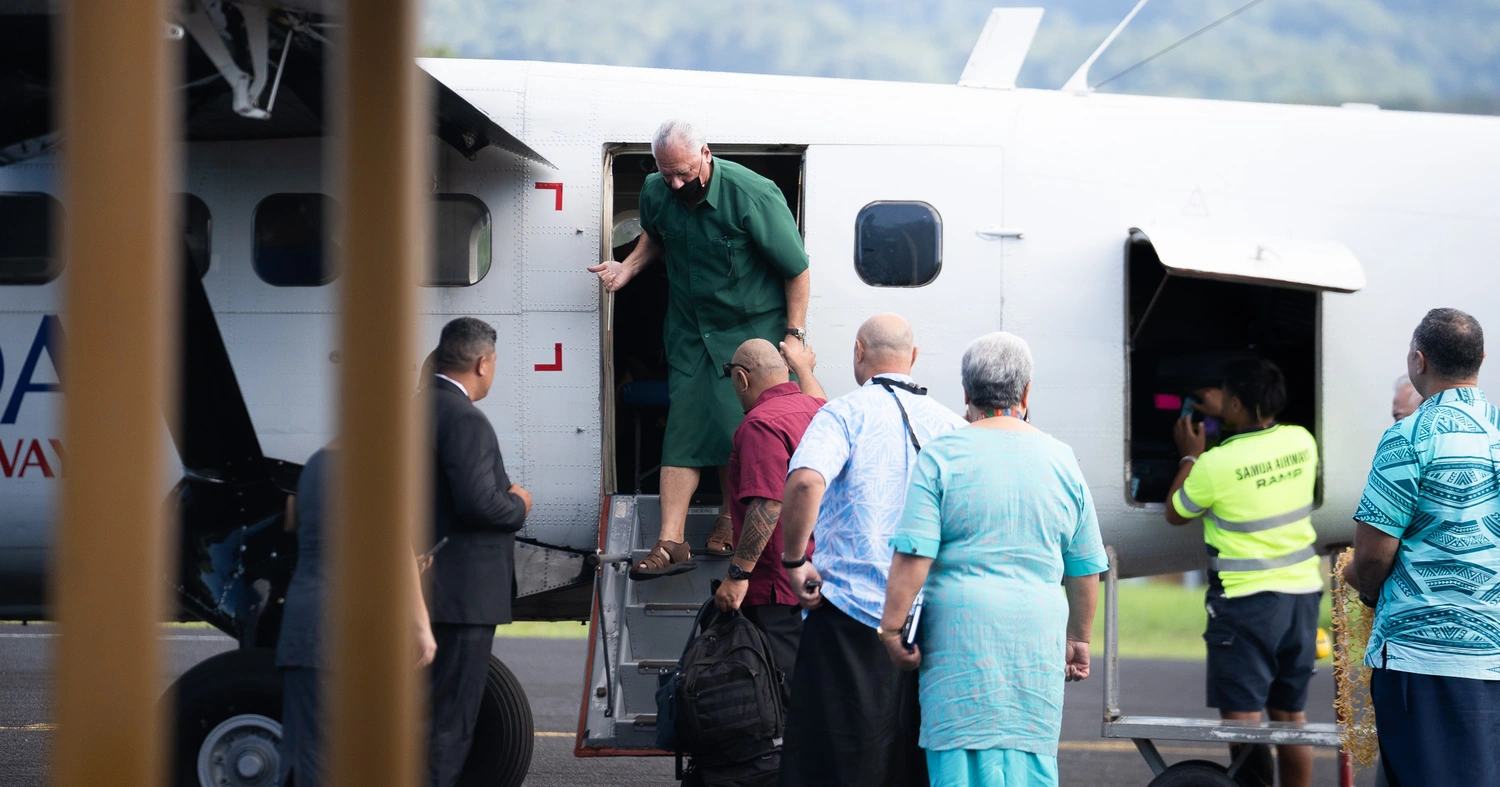 American Samoa delegation arrive in Samoa 