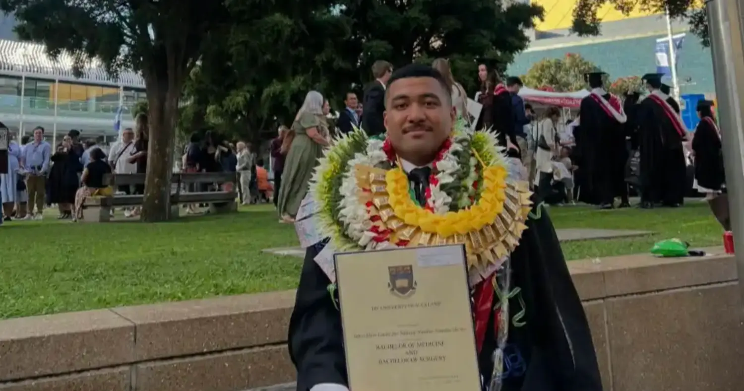 Jodeci's Samoa training highlights his medical degrees