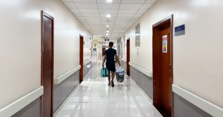 Patients left without breakfast as hospital catering staff failed to show up 