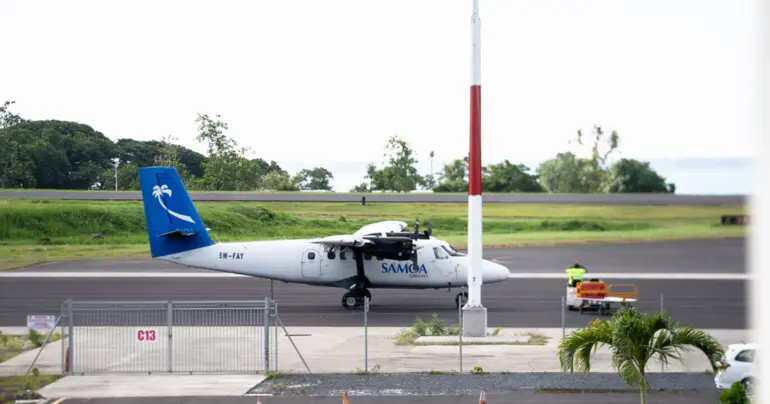 Flight returns after technical issue