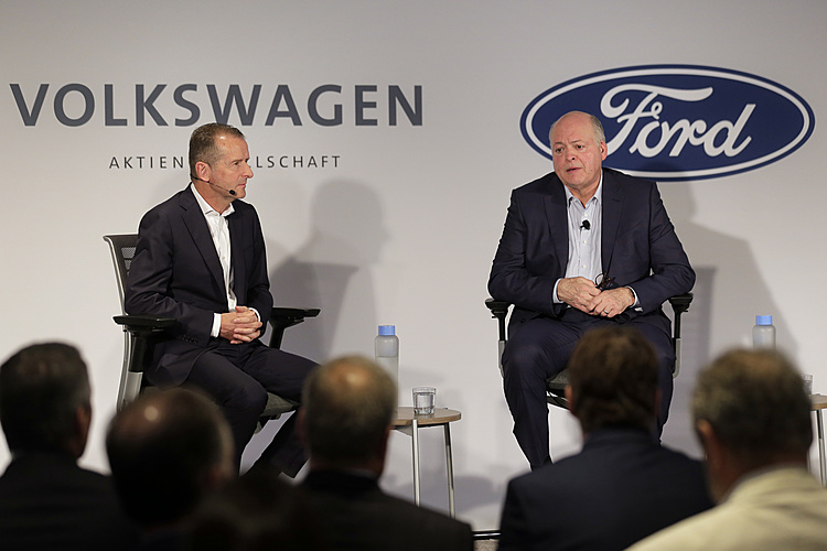 VW, Ford broaden alliance to autonomous, electric vehicles